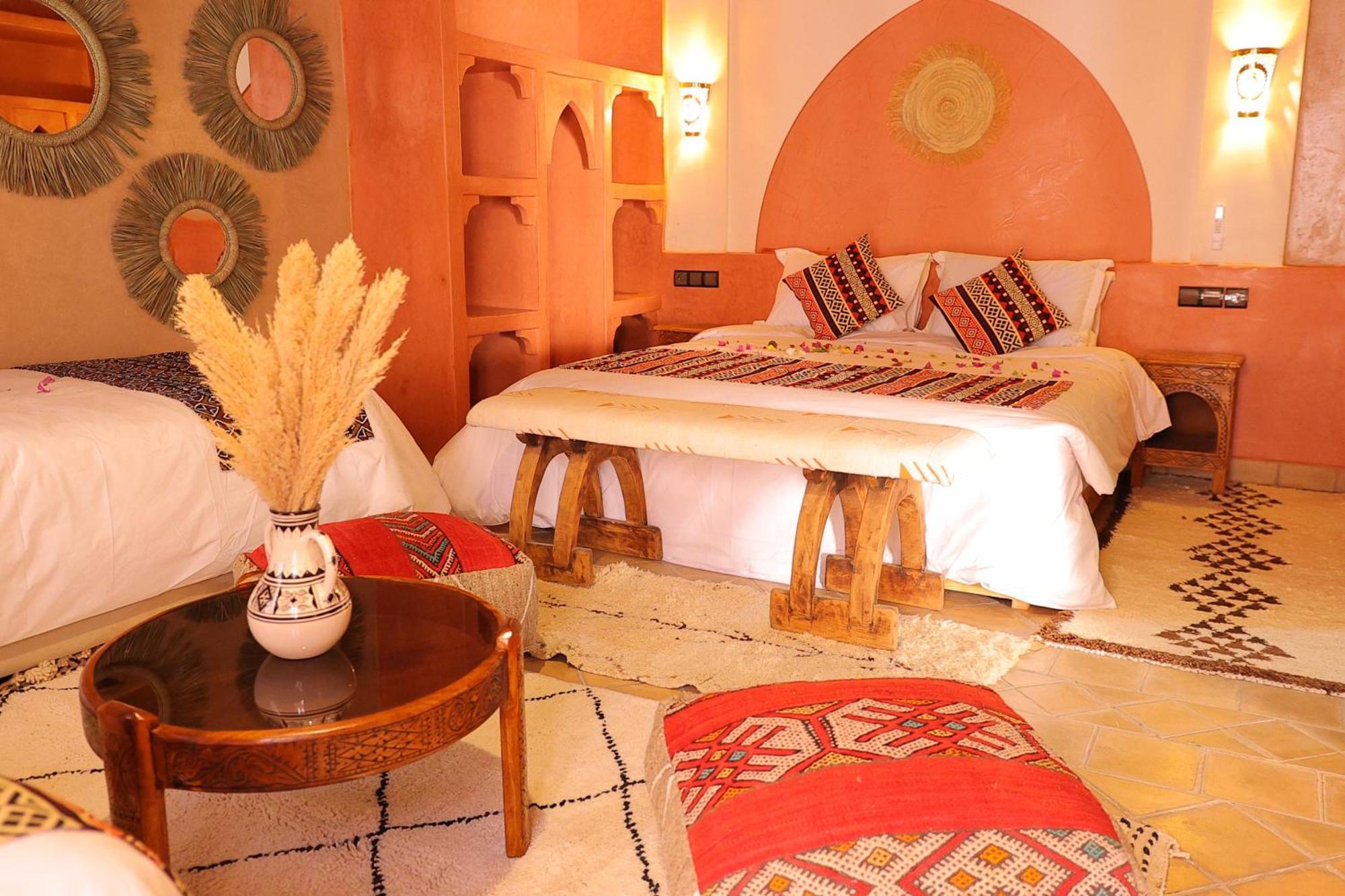 Riad Dar Susan - Authentic Stay In ซากอร่า ภายนอก รูปภาพ