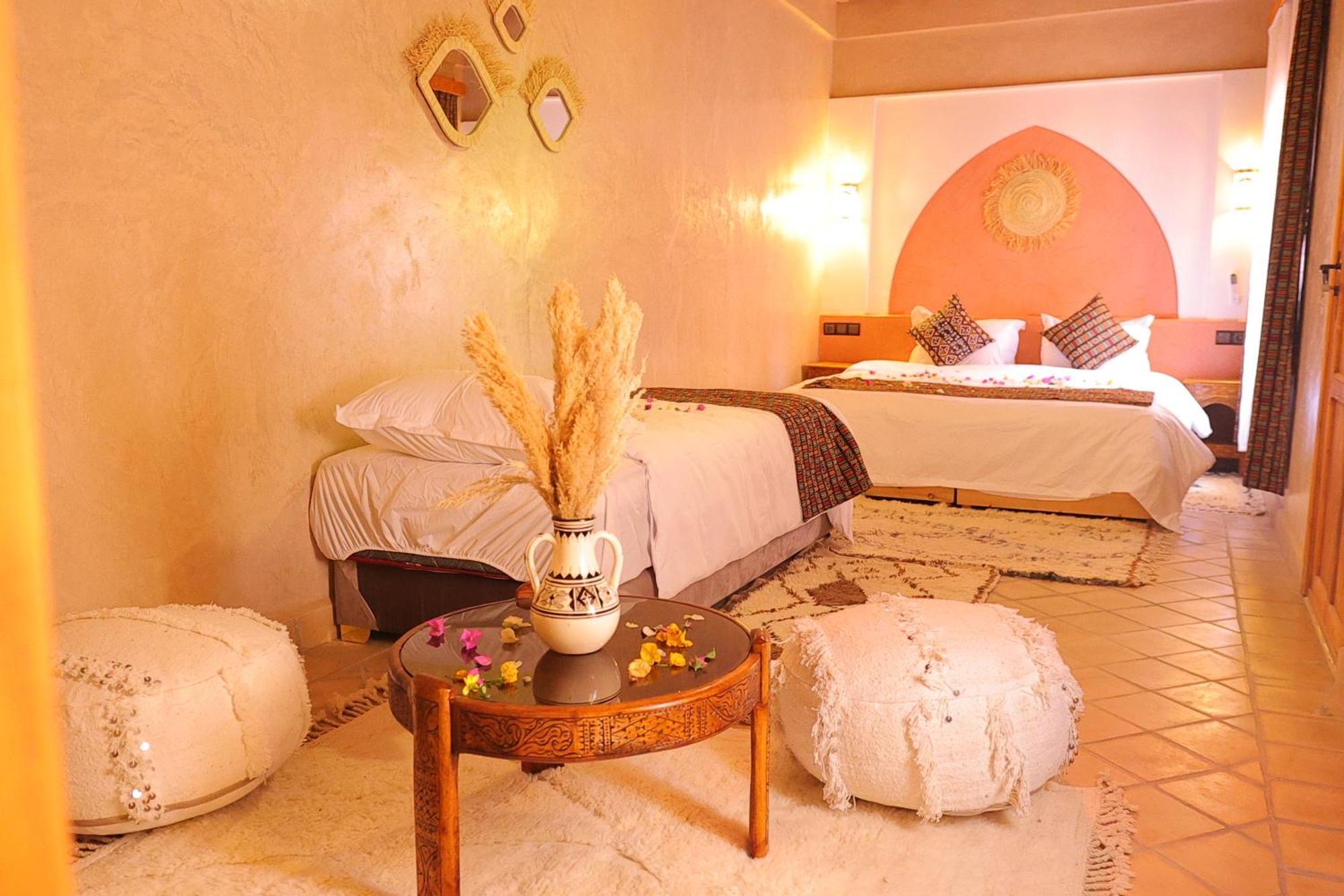 Riad Dar Susan - Authentic Stay In ซากอร่า ภายนอก รูปภาพ