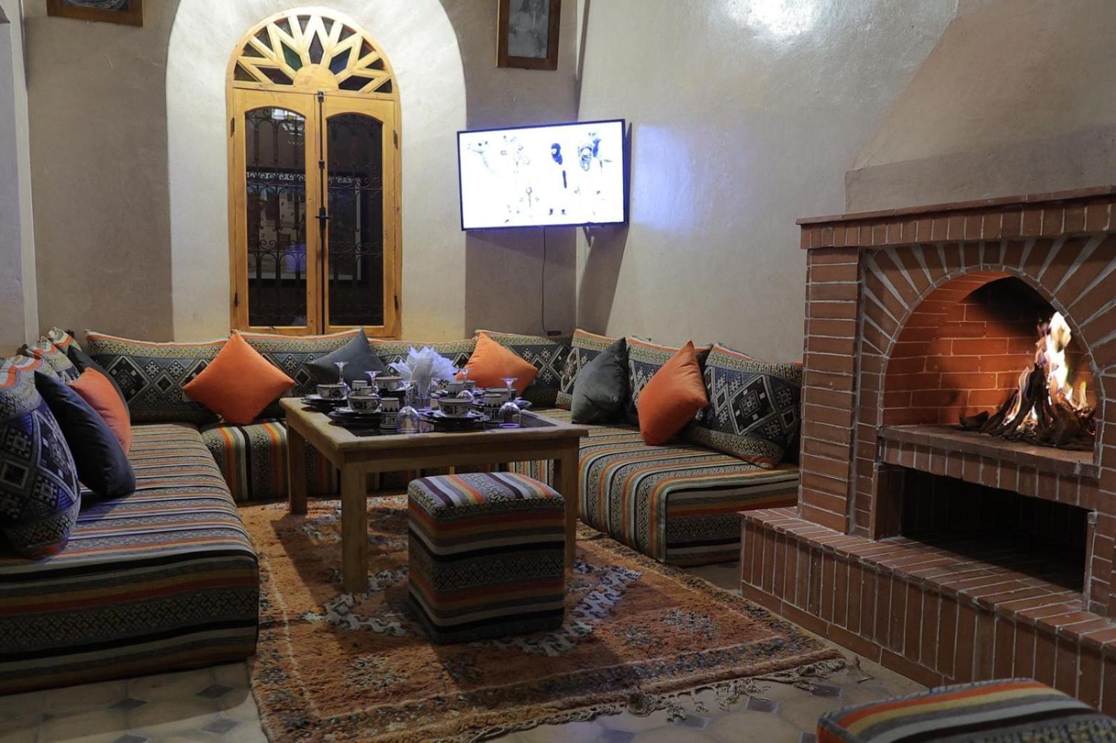 Riad Dar Susan - Authentic Stay In ซากอร่า ภายนอก รูปภาพ
