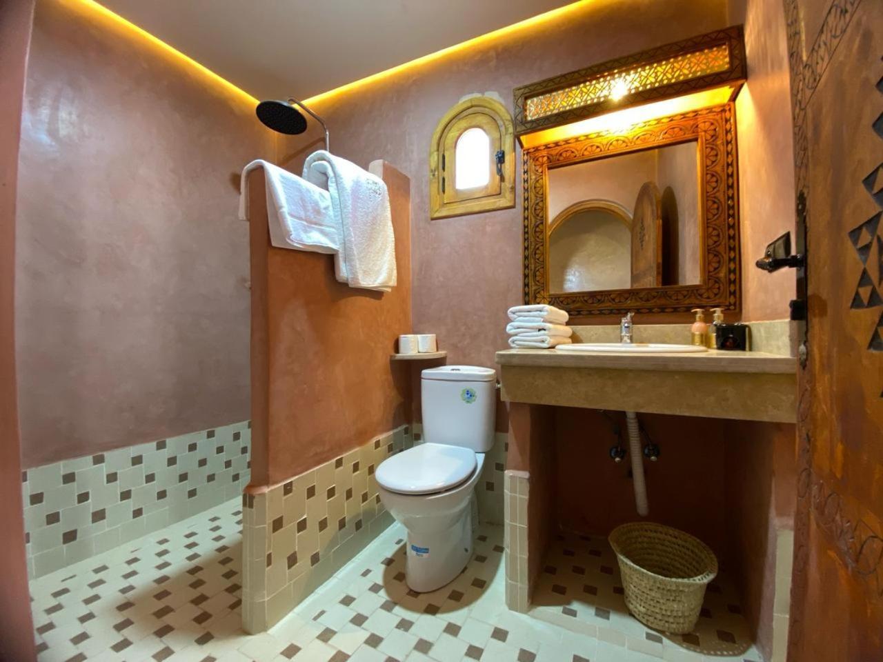 Riad Dar Susan - Authentic Stay In ซากอร่า ภายนอก รูปภาพ