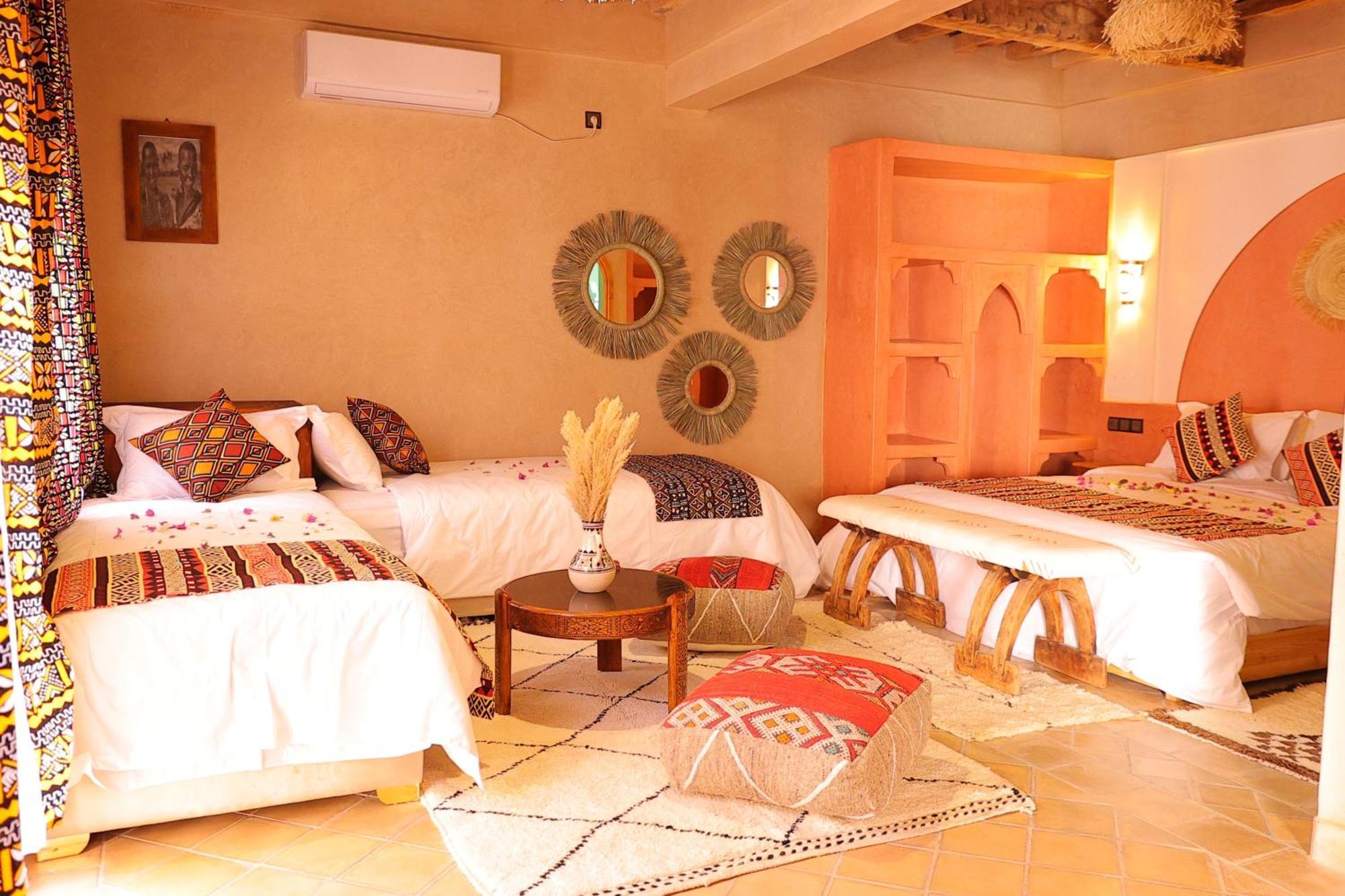Riad Dar Susan - Authentic Stay In ซากอร่า ภายนอก รูปภาพ