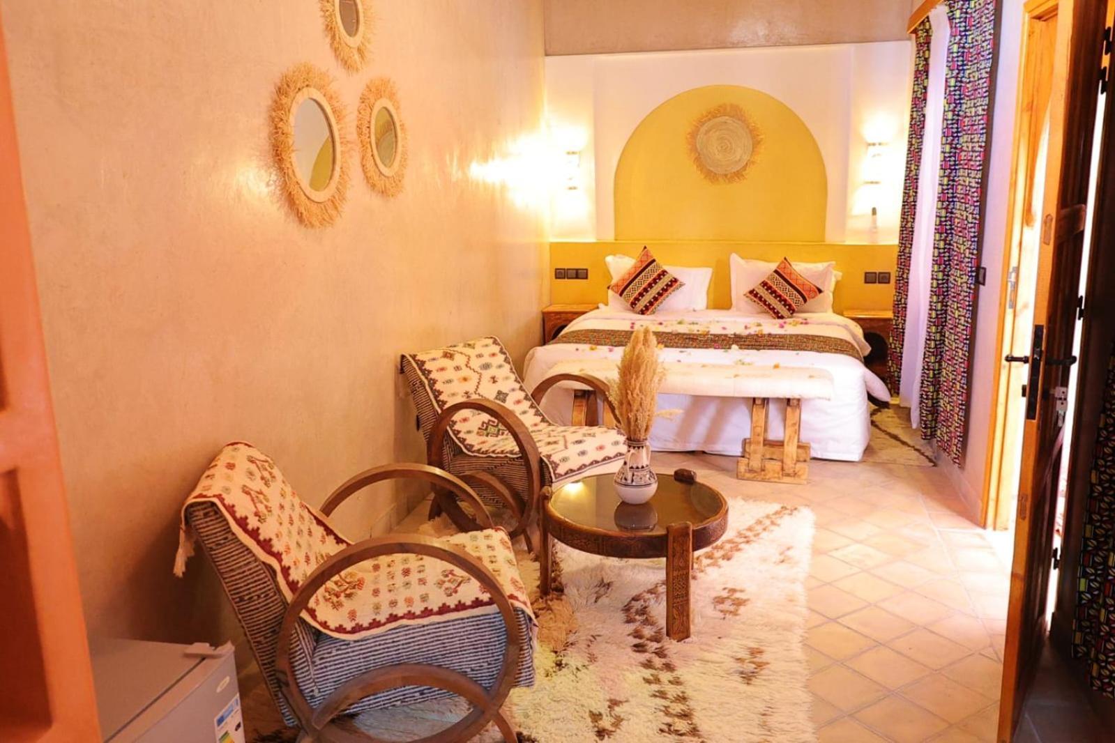 Riad Dar Susan - Authentic Stay In ซากอร่า ภายนอก รูปภาพ